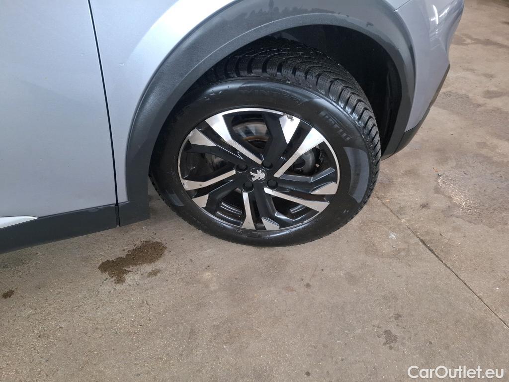  Peugeot  2008  Allure Business 1.5 HDi 130CV BVA8 E6d #46