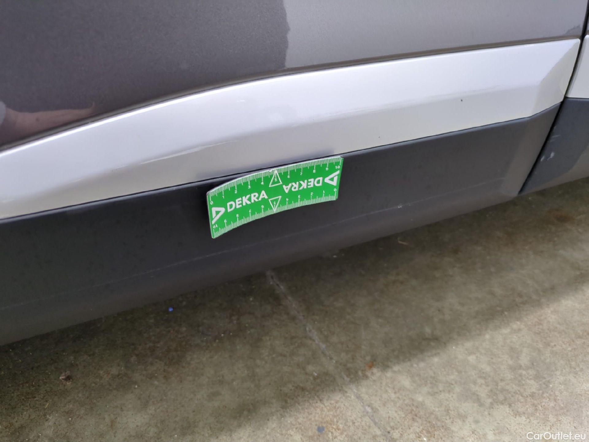  Peugeot  2008  Allure Business 1.2 PureTech 130CV BVA8 E6d #67