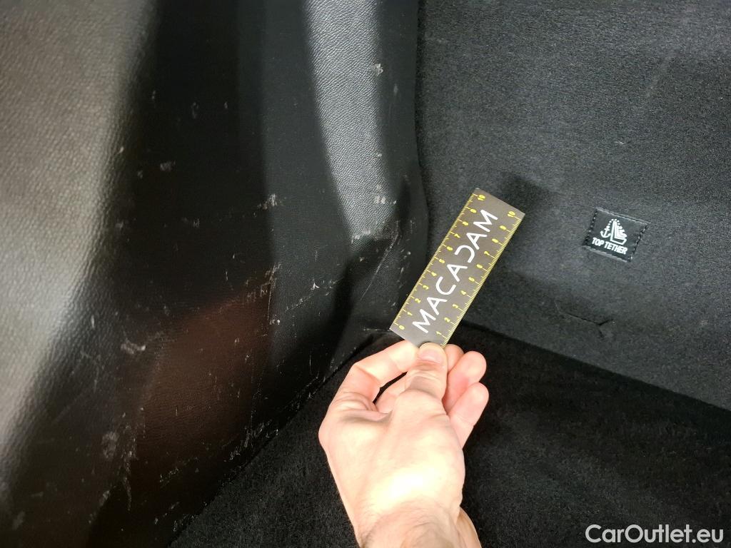  Peugeot  2008  Allure Pack 1.5 HDi 130CV BVA8 E6d #17