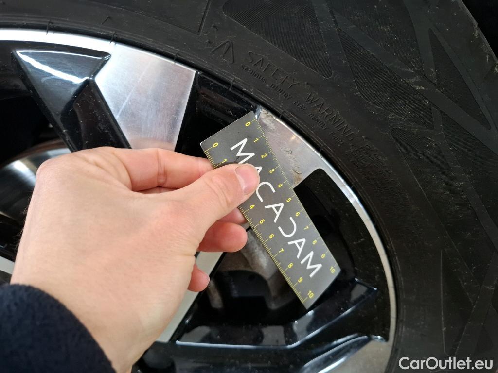  Peugeot  2008  Allure Pack 1.5 HDi 130CV BVA8 E6d #39