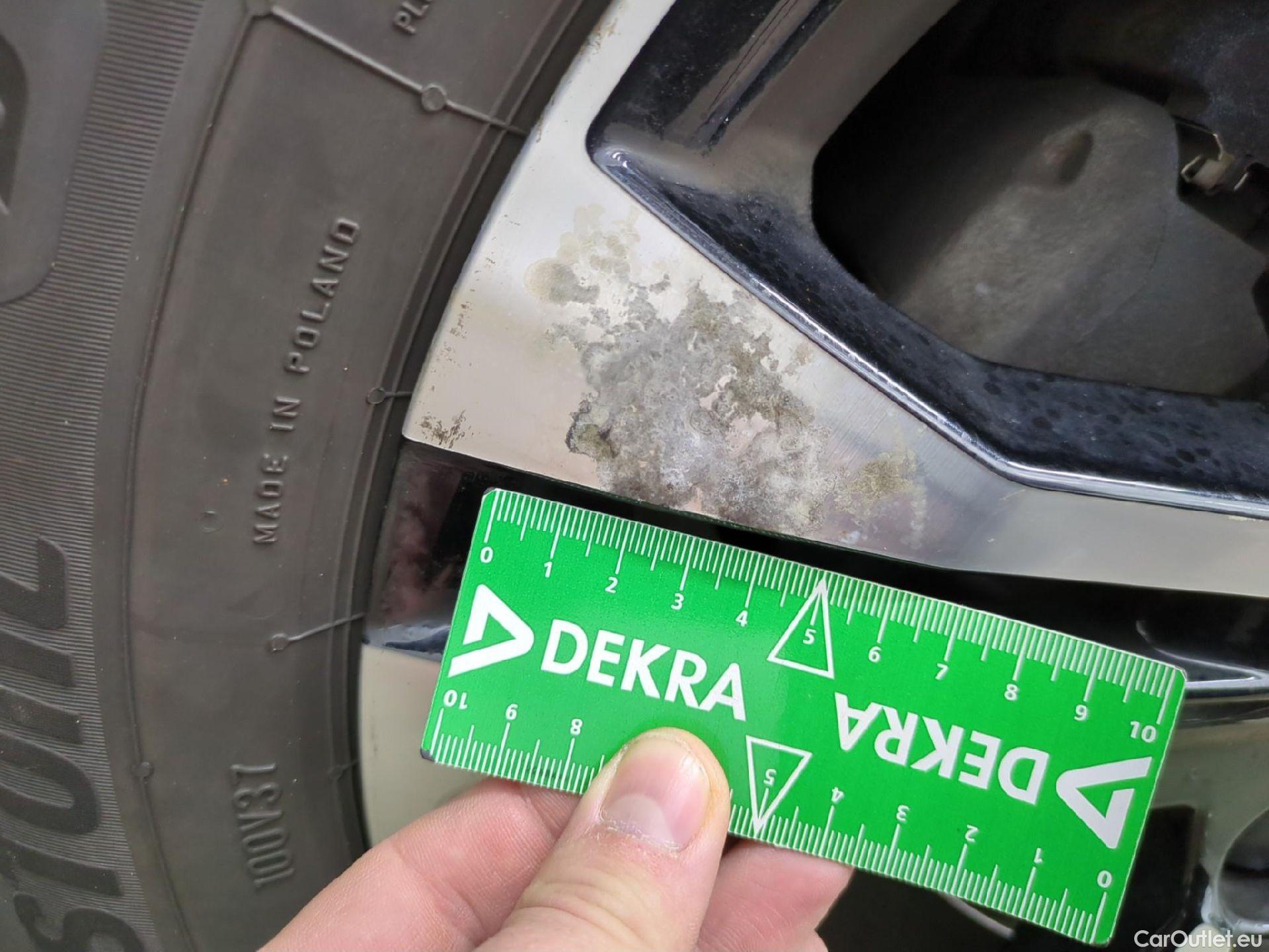  Peugeot  2008  Allure Business 1.2 PureTech 130CV BVA8 E6d #31