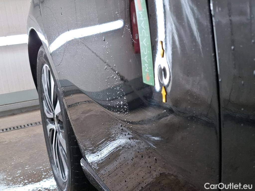  Mercedes  A-Klasse MERCEDES-BENZ Classe A Compact / 2018 / 5P / Berline A 180 d Business Line #19