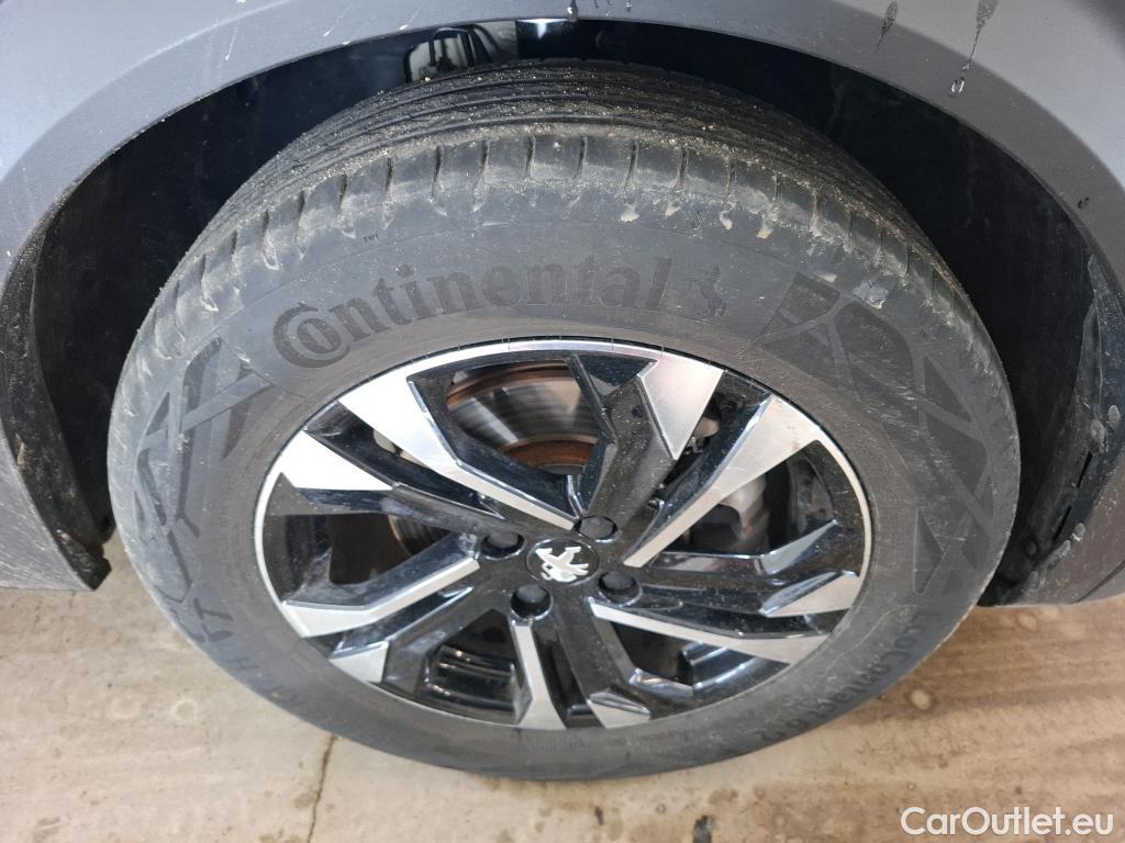  Peugeot  2008  Allure Pack 1.5 HDi 130CV BVA8 E6d #37