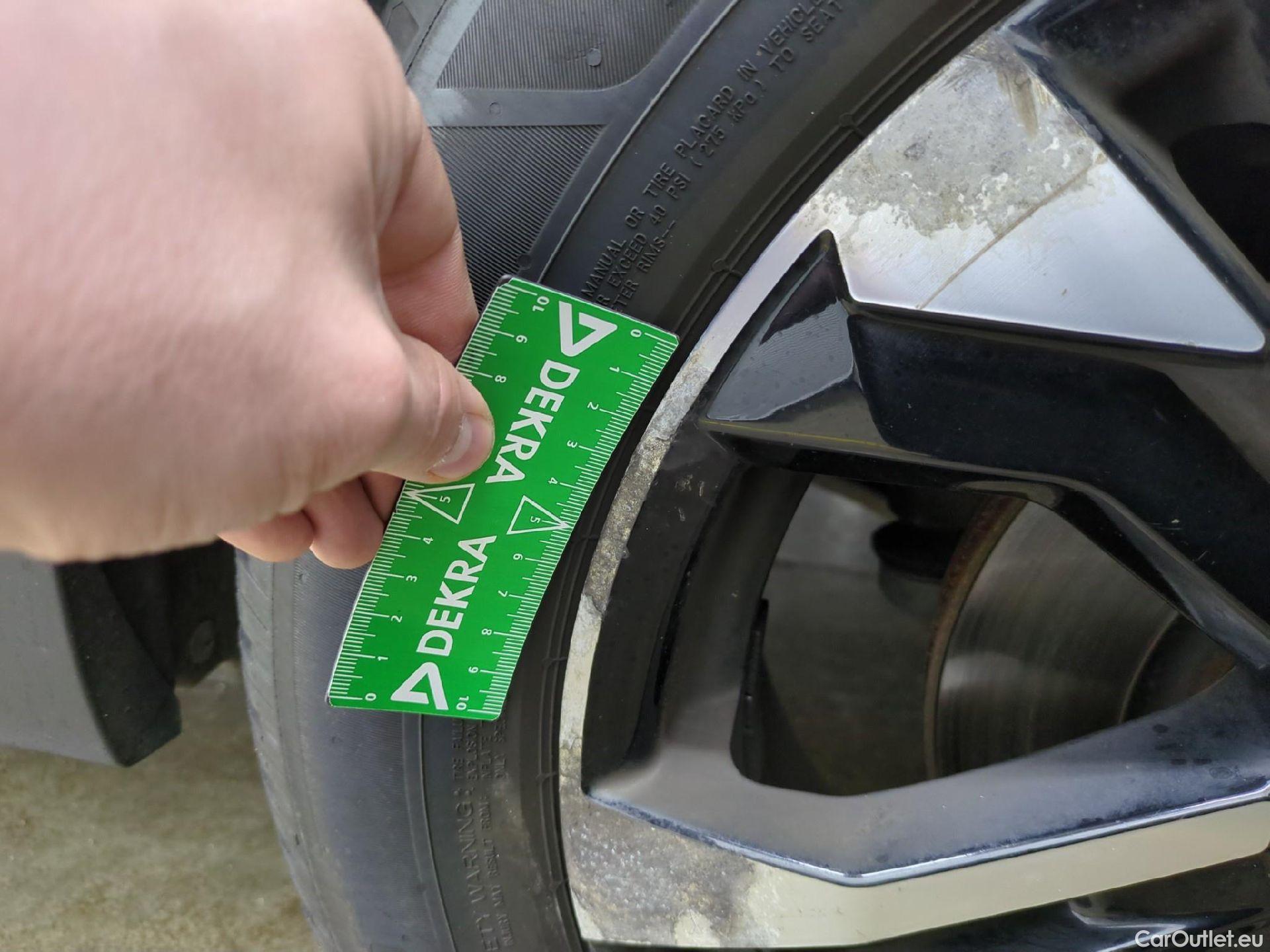  Peugeot  2008  Allure Business 1.2 PureTech 130CV BVA8 E6d #22