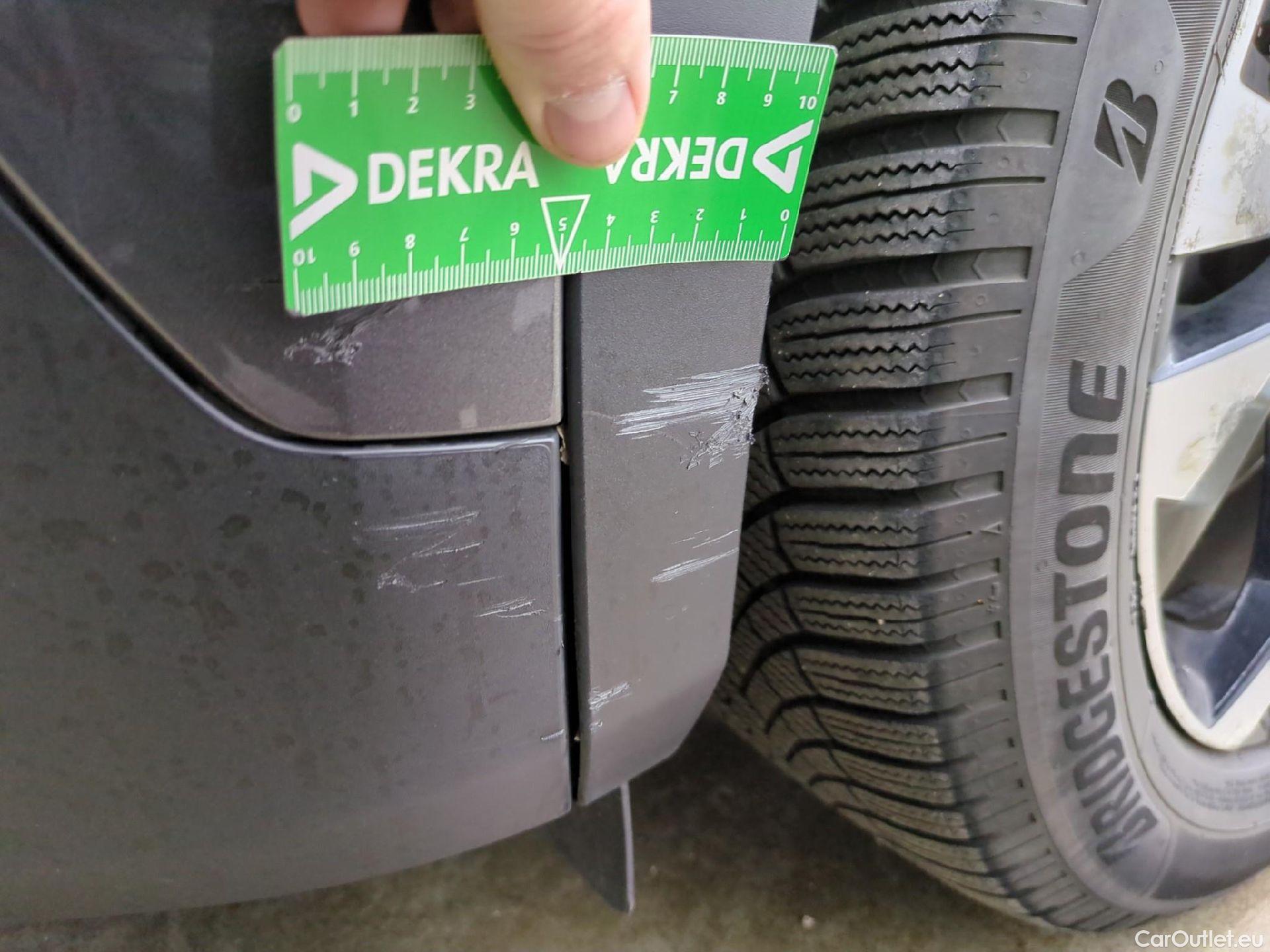  Peugeot  2008  Allure Business 1.2 PureTech 130CV BVA8 E6d #102