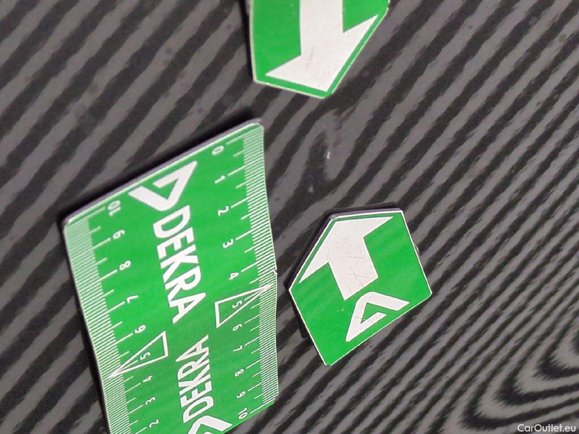  Peugeot  2008  Allure Business 1.2 PureTech 130CV BVA8 E6d #109