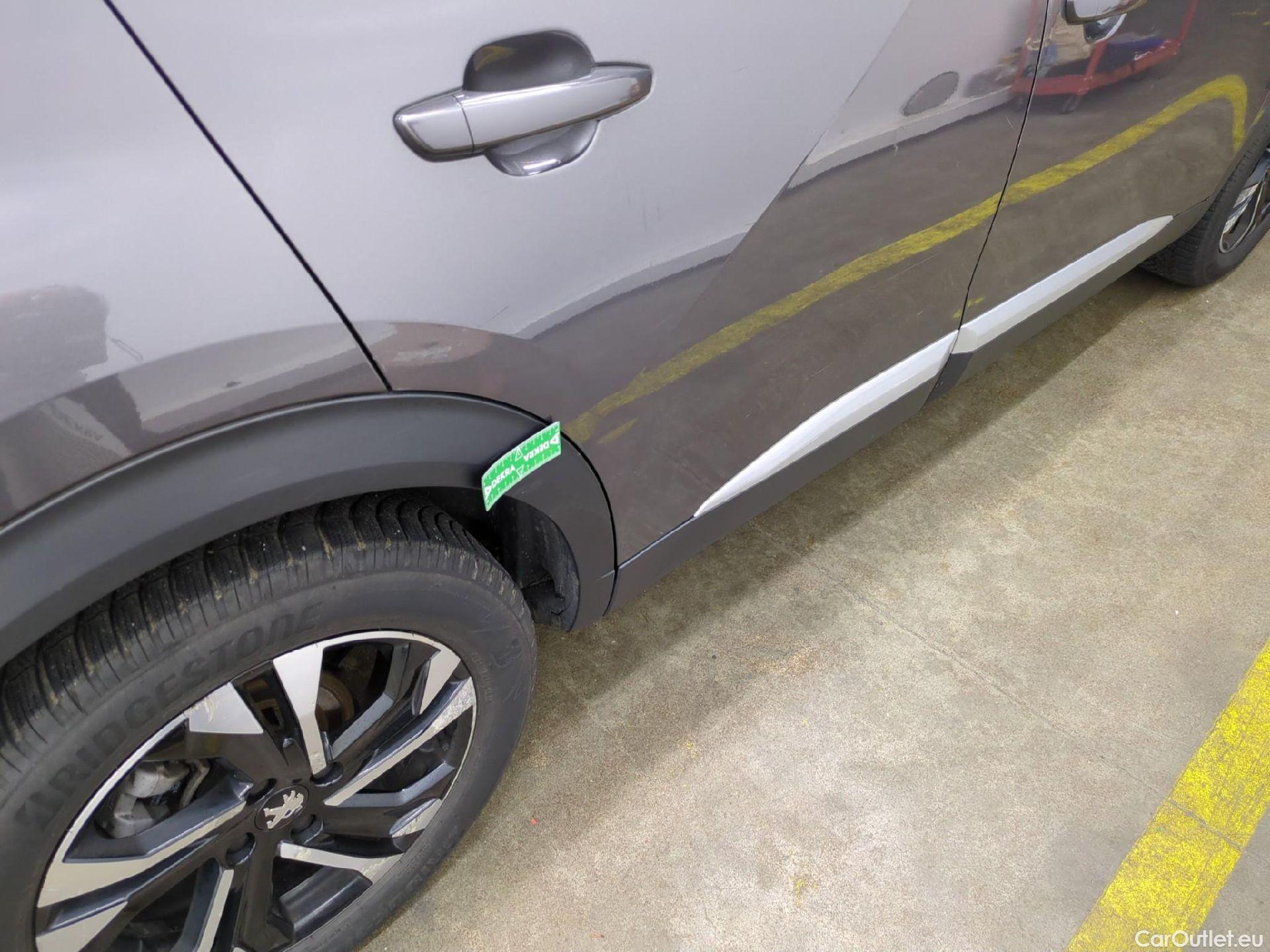  Peugeot  2008  Allure Business 1.2 PureTech 130CV BVA8 E6d #51