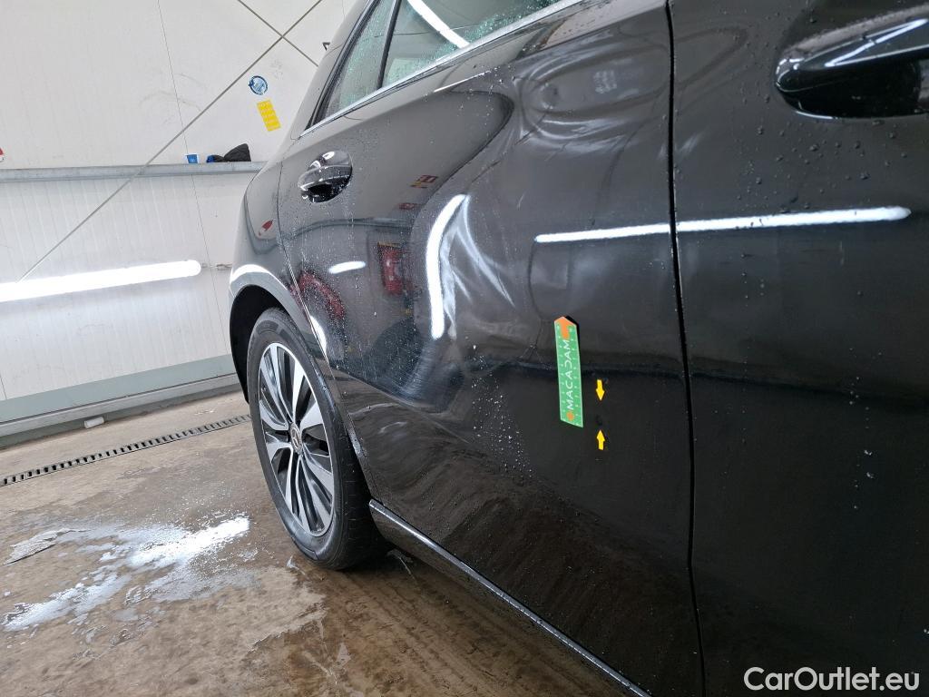  Mercedes  A-Klasse MERCEDES-BENZ Classe A Compact / 2018 / 5P / Berline A 180 d Business Line #18