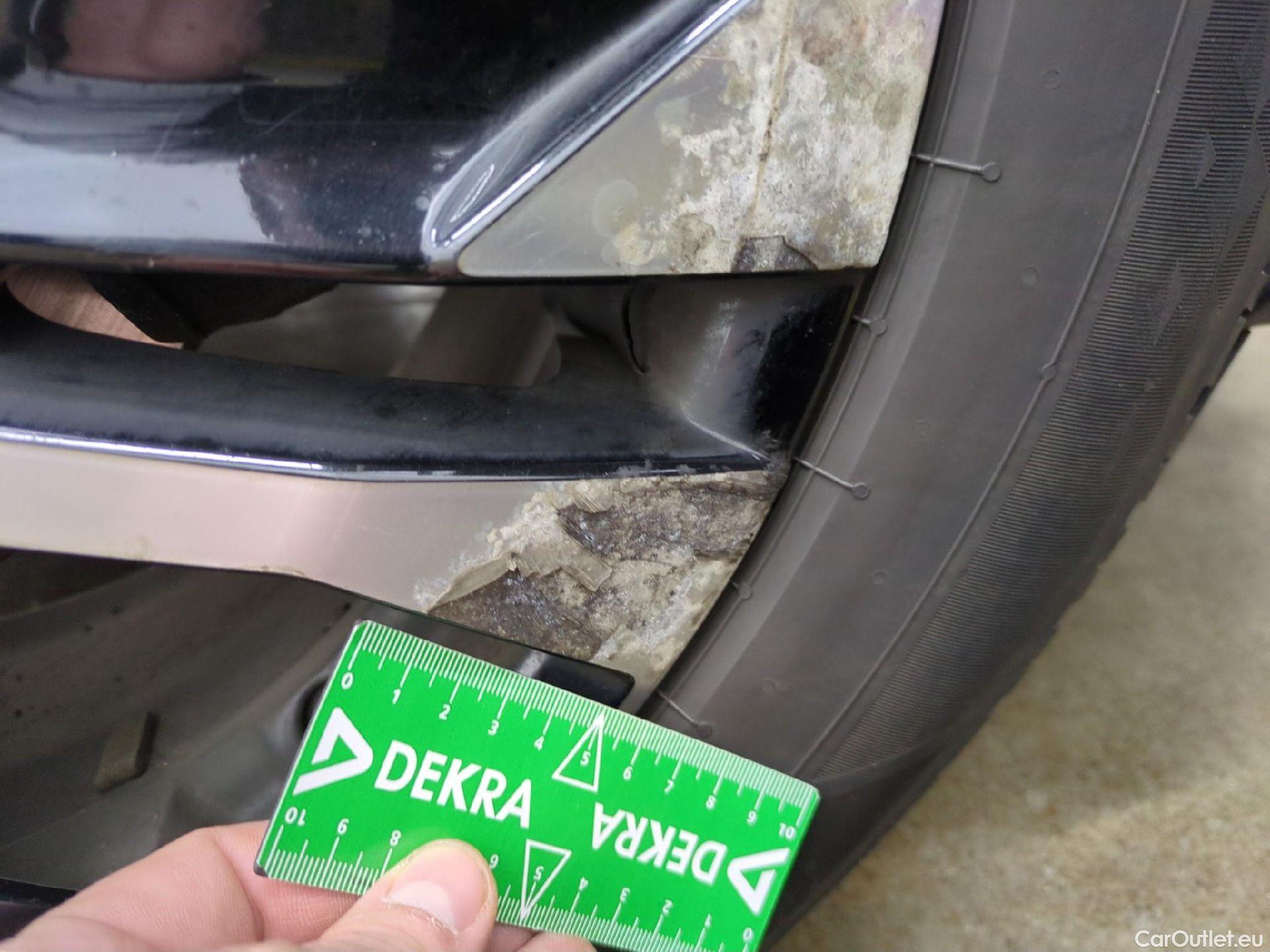  Peugeot  2008  Allure Business 1.2 PureTech 130CV BVA8 E6d #21