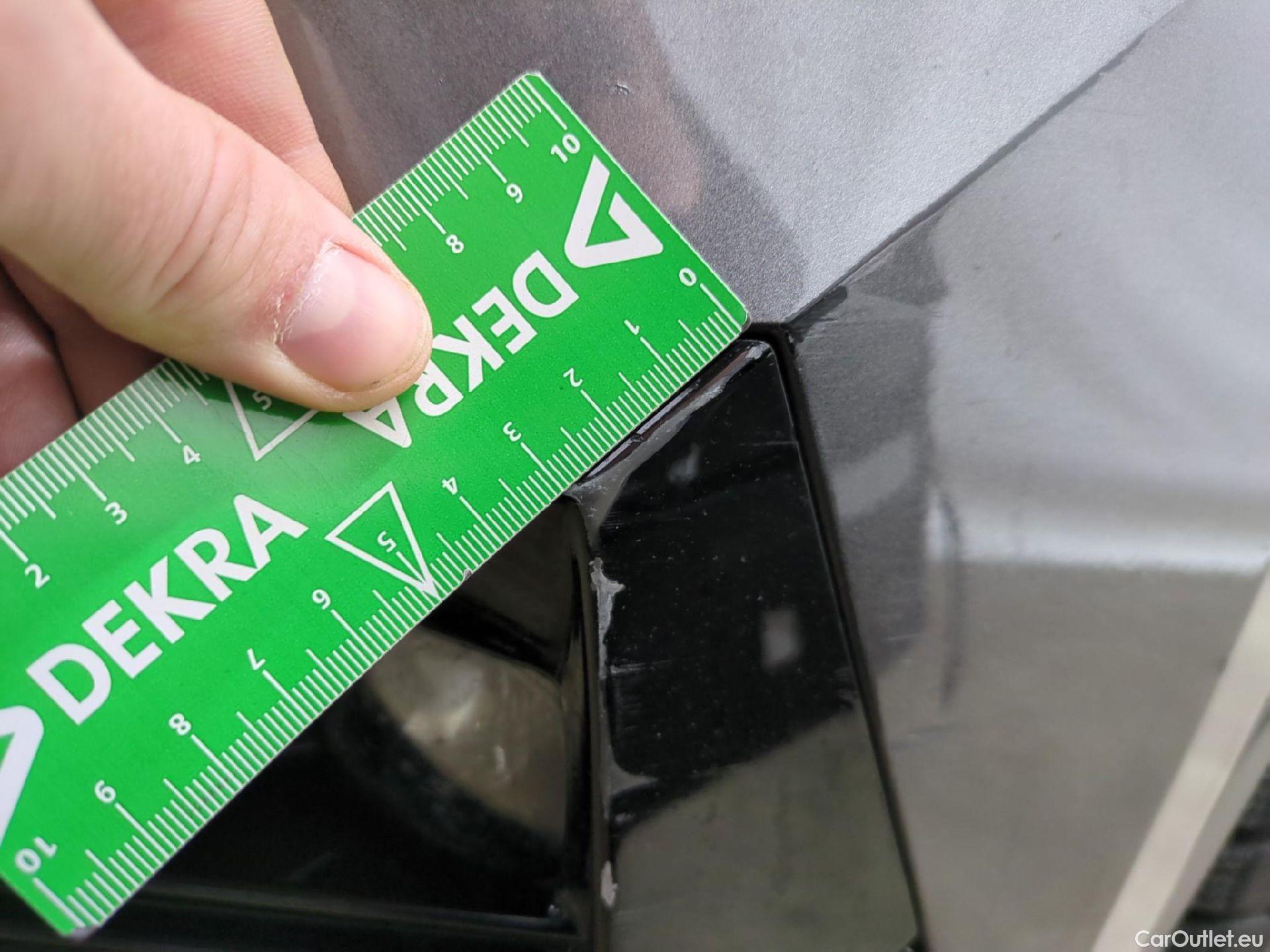  Peugeot  2008  Allure Business 1.2 PureTech 130CV BVA8 E6d #98