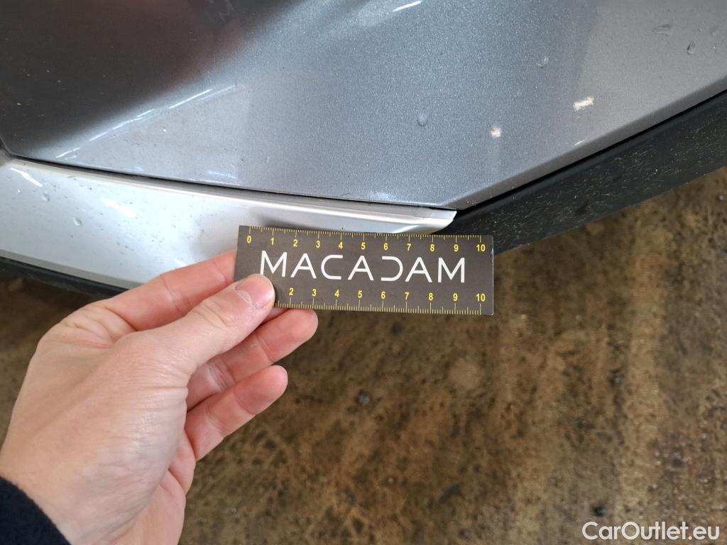  Peugeot  2008  Allure Pack 1.5 HDi 130CV BVA8 E6d #48