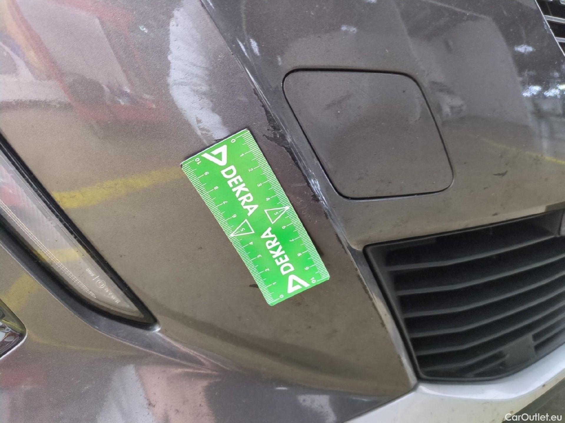  Peugeot  2008  Allure Business 1.2 PureTech 130CV BVA8 E6d #79