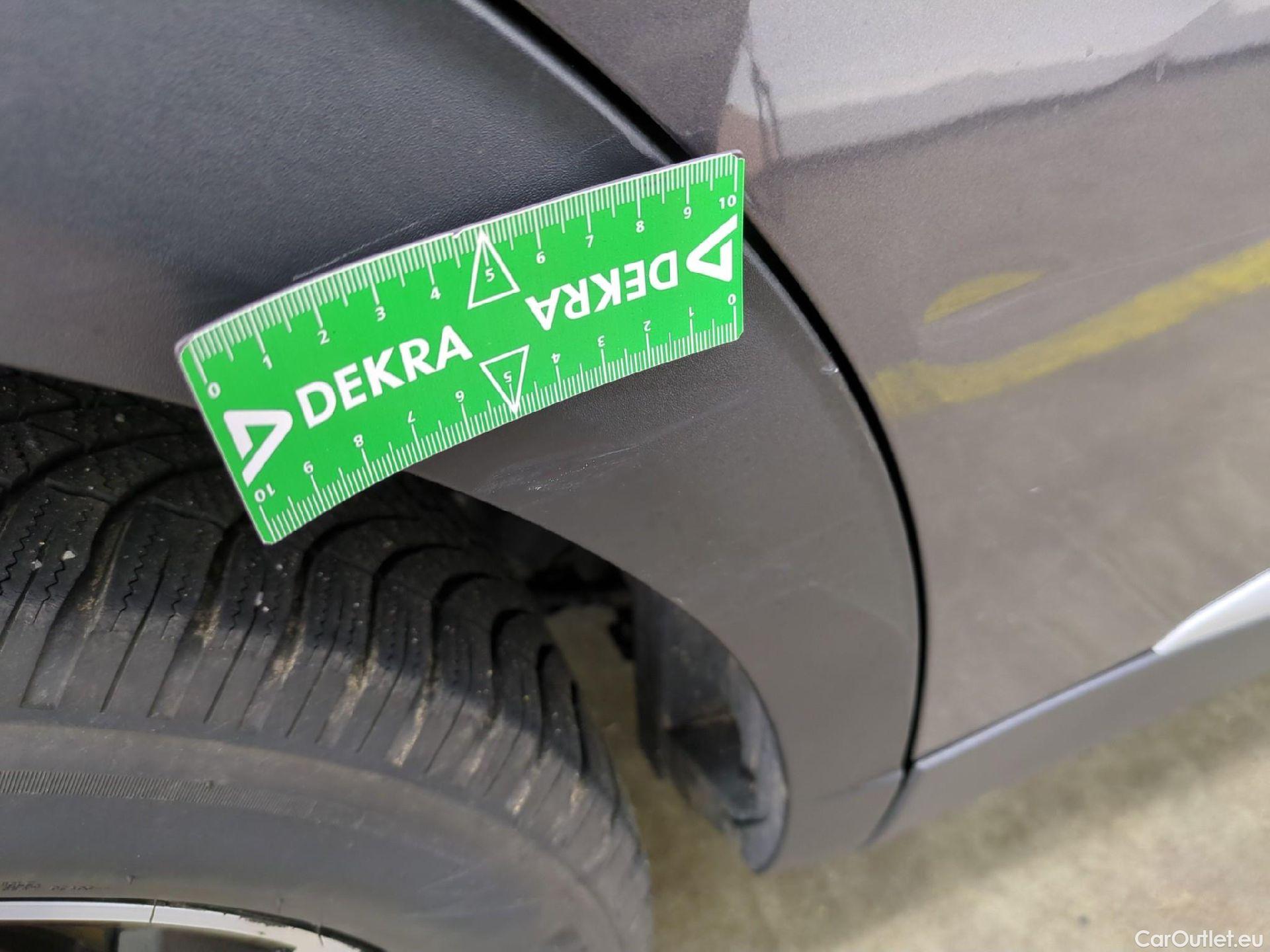  Peugeot  2008  Allure Business 1.2 PureTech 130CV BVA8 E6d #52