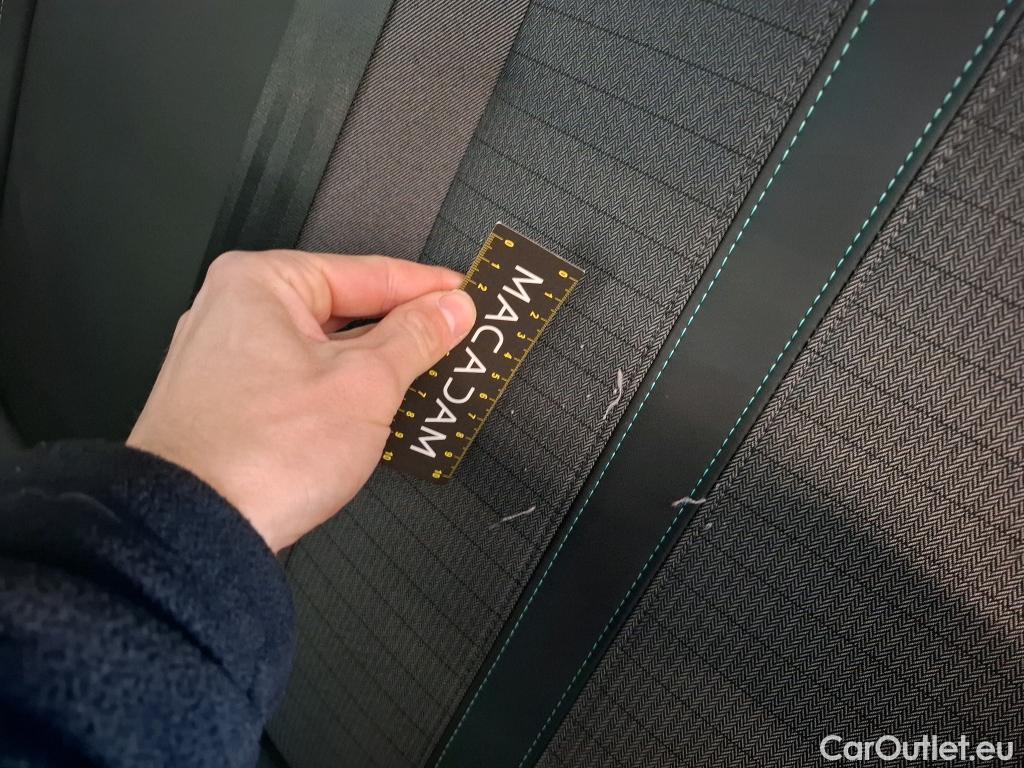  Peugeot  2008  Allure Pack 1.5 HDi 130CV BVA8 E6d #30