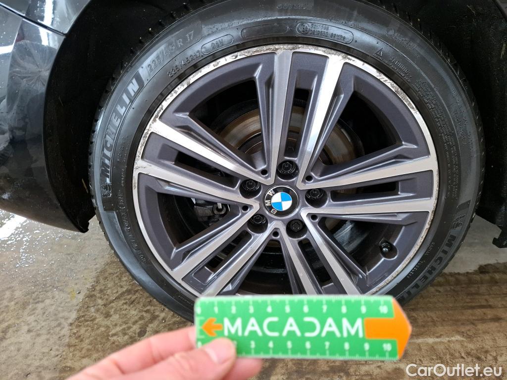  Bmw  Serie 1 BMW Série 1 / 2019 / 5P / Berline 1.5 116I Business Design #37