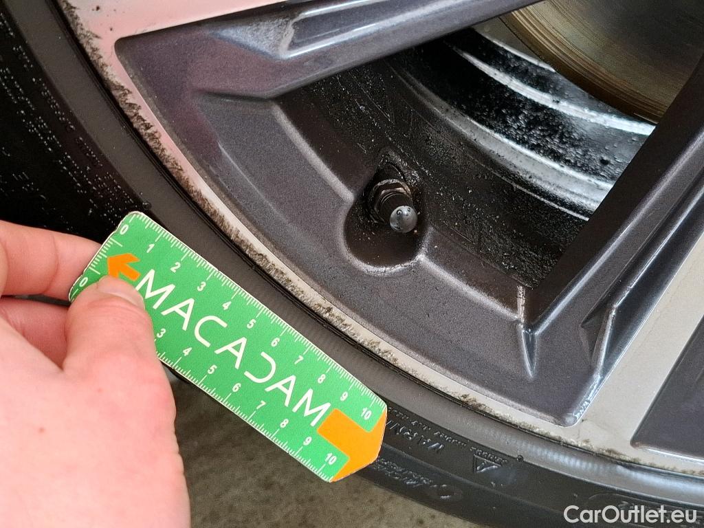  Bmw  Serie 1 BMW Série 1 / 2019 / 5P / Berline 1.5 116I Business Design #15