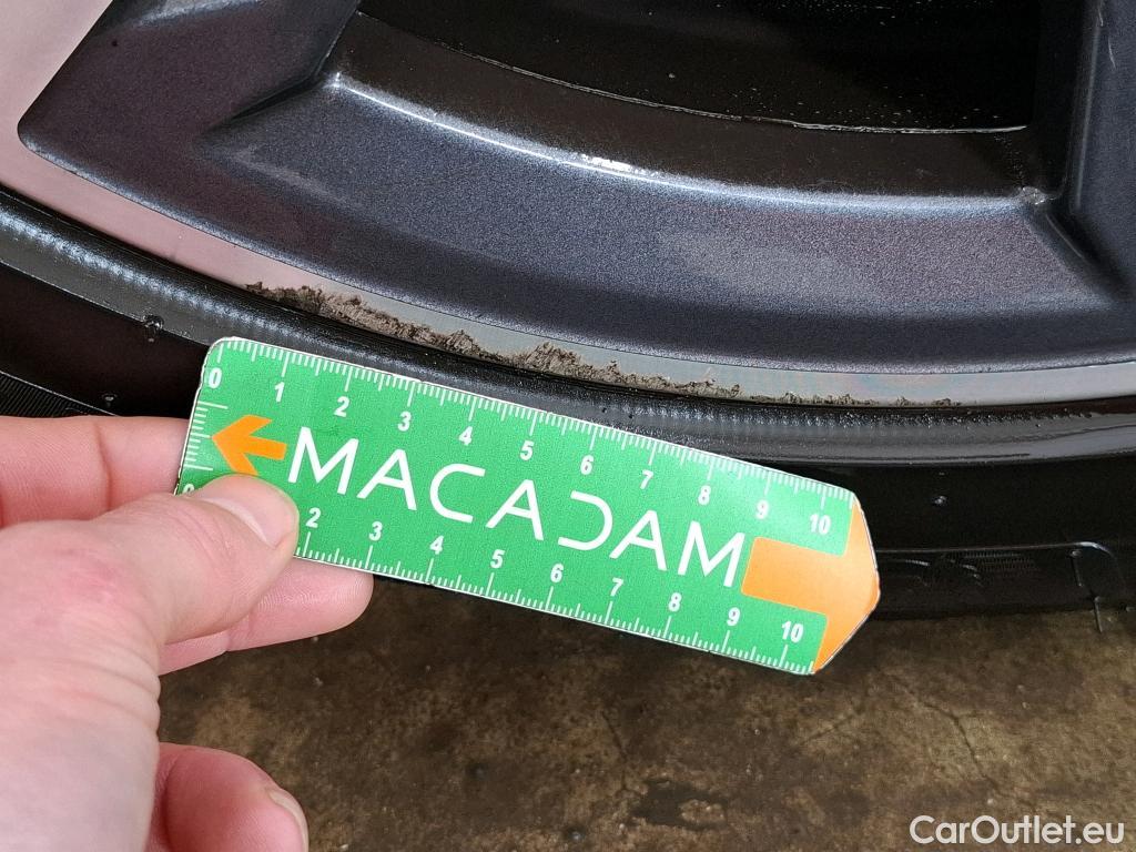  Bmw  Serie 1 BMW Série 1 / 2019 / 5P / Berline 1.5 116I Business Design #36