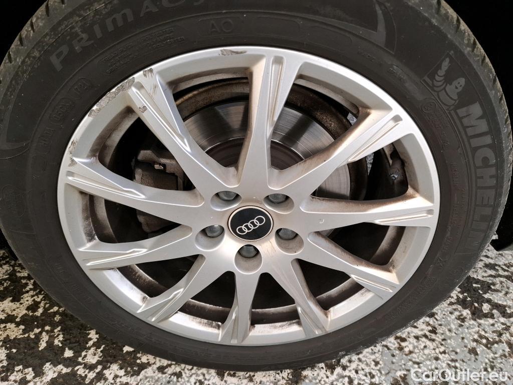  Audi  A4  Avant 35 TDI Business Line 2.0 TDI 165CV BVA7 E6d #19