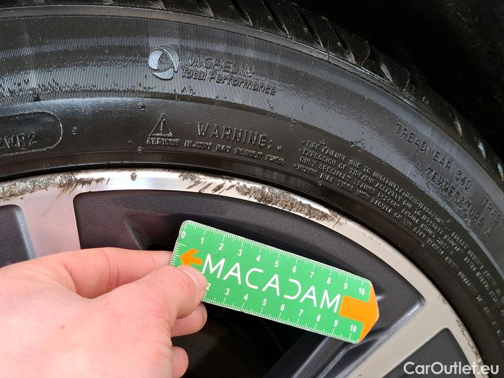  Bmw  Serie 1 BMW Série 1 / 2019 / 5P / Berline 1.5 116I Business Design #41