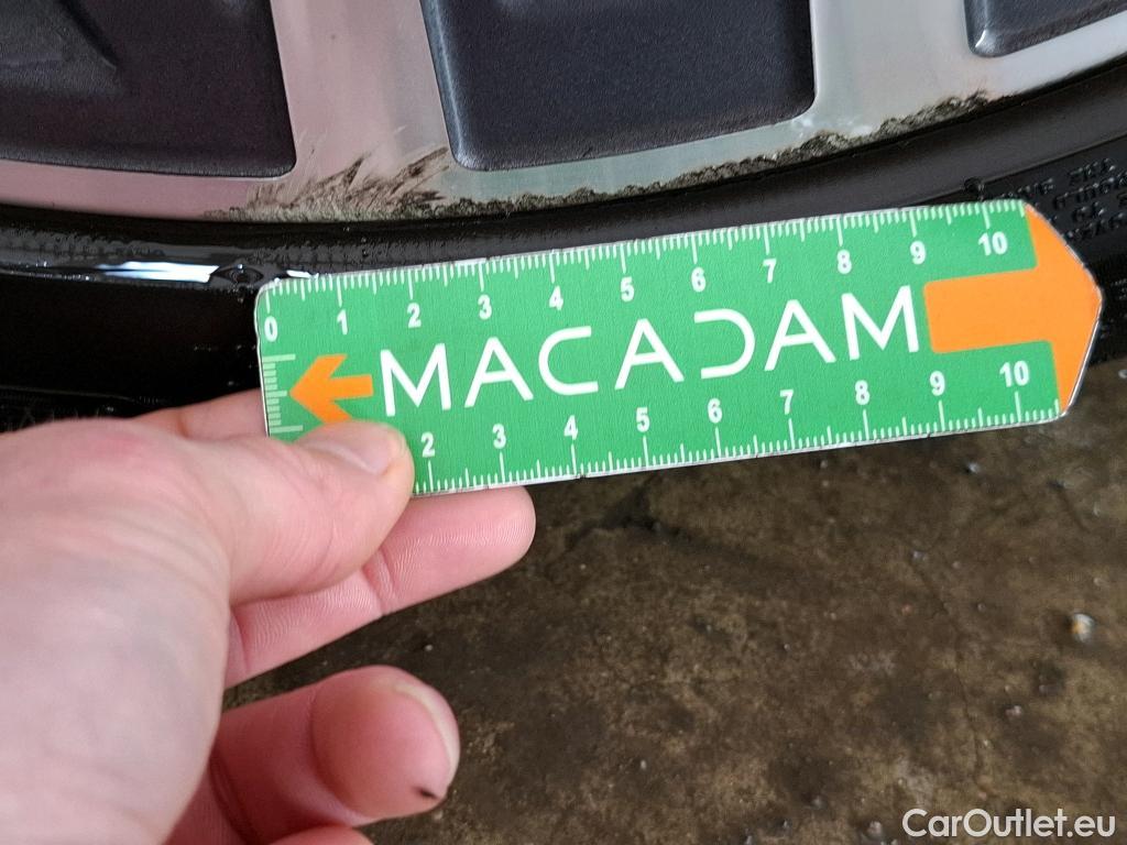  Bmw  Serie 1 BMW Série 1 / 2019 / 5P / Berline 1.5 116I Business Design #35