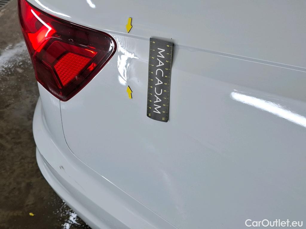  Audi  A4  Avant 35 TDI Business Line 2.0 TDI 165CV BVA7 E6d #17