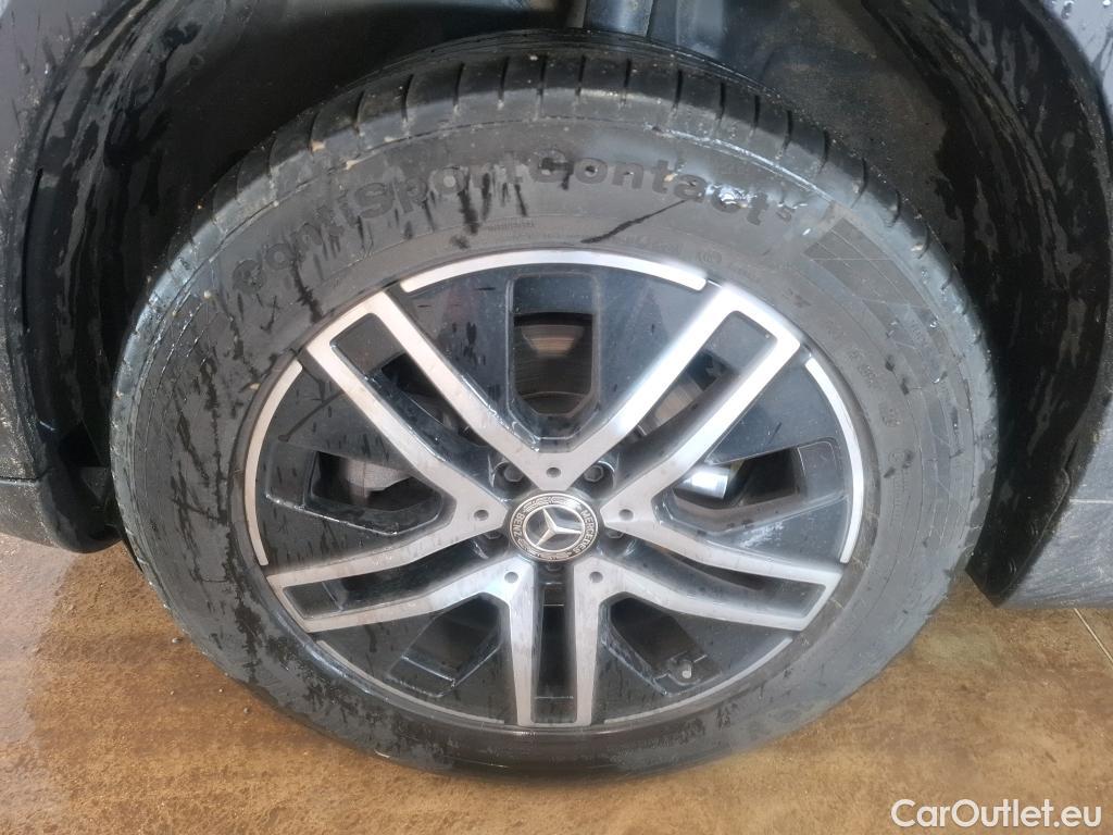  Mercedes  GLA MERCEDES-BENZ  / 2020 / 5P / SUV 2.0  200 D BUSINESS LINE DCT #4