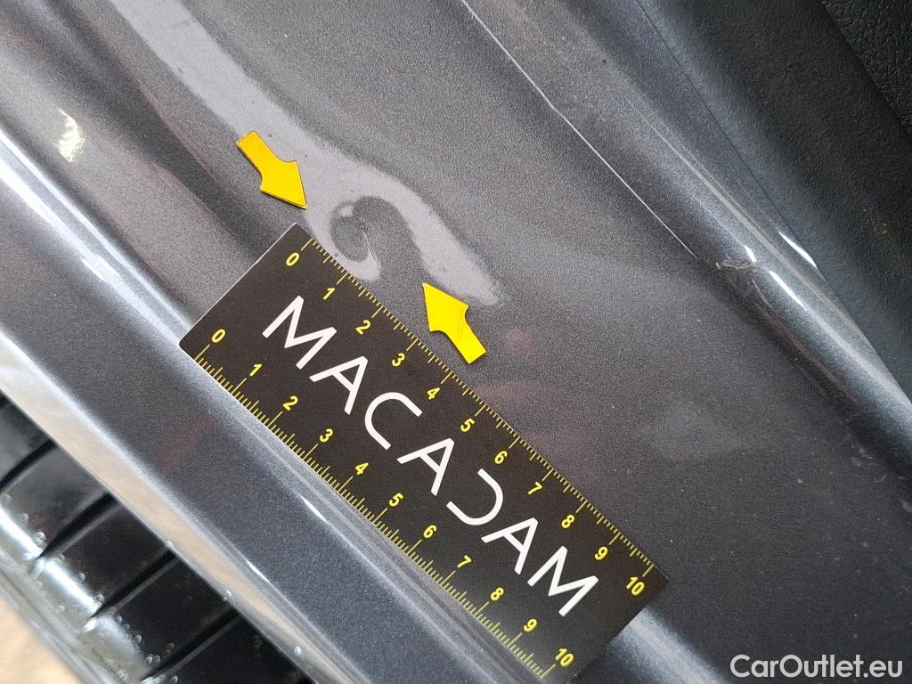  Mercedes  GLA MERCEDES-BENZ  / 2020 / 5P / SUV 2.0  200 D BUSINESS LINE DCT #30