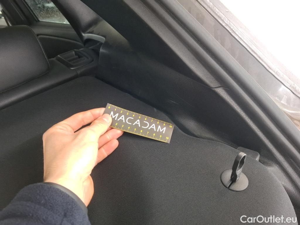  Mercedes  GLA MERCEDES-BENZ  / 2020 / 5P / SUV 2.0  200 D BUSINESS LINE DCT #36