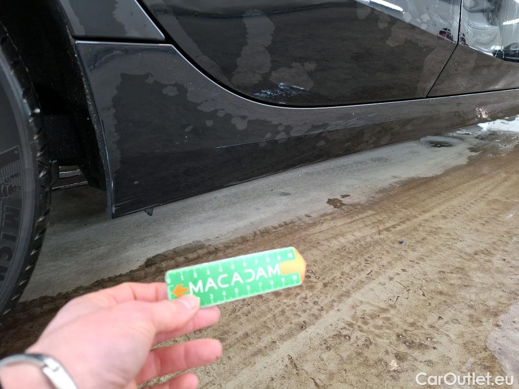  Bmw  Serie 1 BMW Série 1 / 2019 / 5P / Berline 1.5 116I Business Design #26