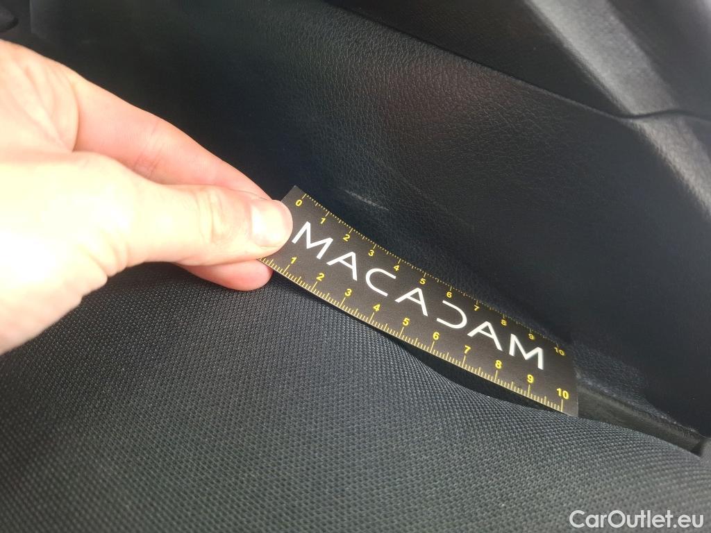  Mercedes  GLA MERCEDES-BENZ  / 2020 / 5P / SUV 2.0  200 D BUSINESS LINE DCT #37