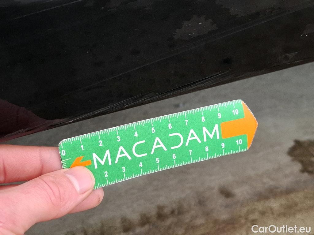  Bmw  Serie 1 BMW Série 1 / 2019 / 5P / Berline 1.5 116I Business Design #29