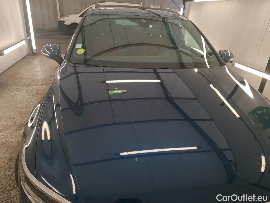  Volkswagen  Passat VOLKSWAGEN  SW / 2019 / 5P / Break 2.0 TDI 150 SCR DSG7 SW ELEGANCE #13