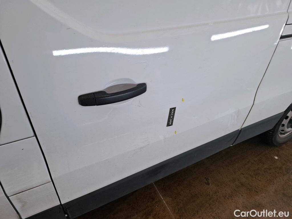  Renault  Trafic  Fourgon L2H1 3T Grand Confort 2.0 dCi 130CV BVM6 E6d #15