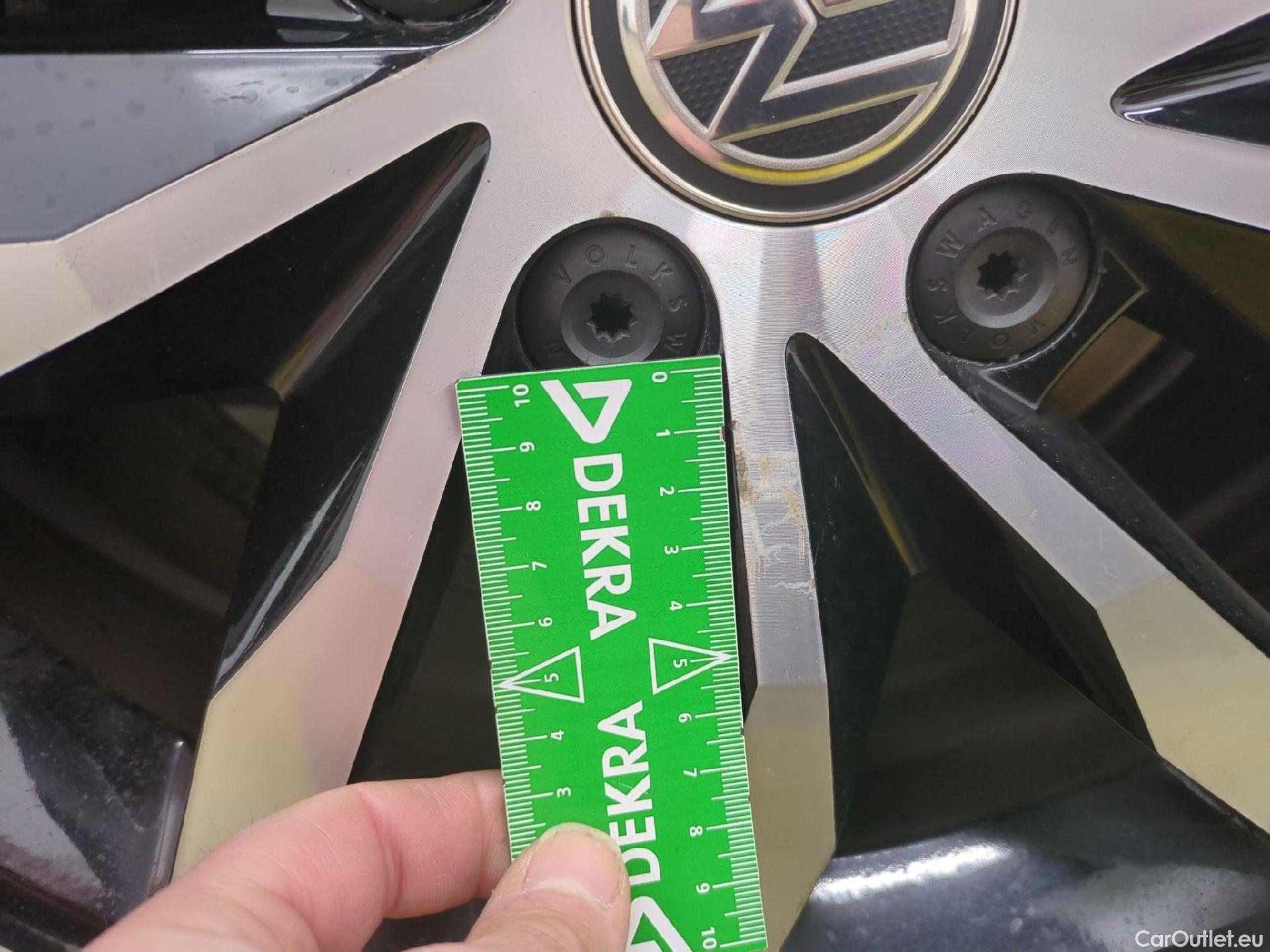  Volkswagen  Golf  VOLKSWAGEN 5p Berline 2.0 TDI 150 BVM6 Carat BMT #11