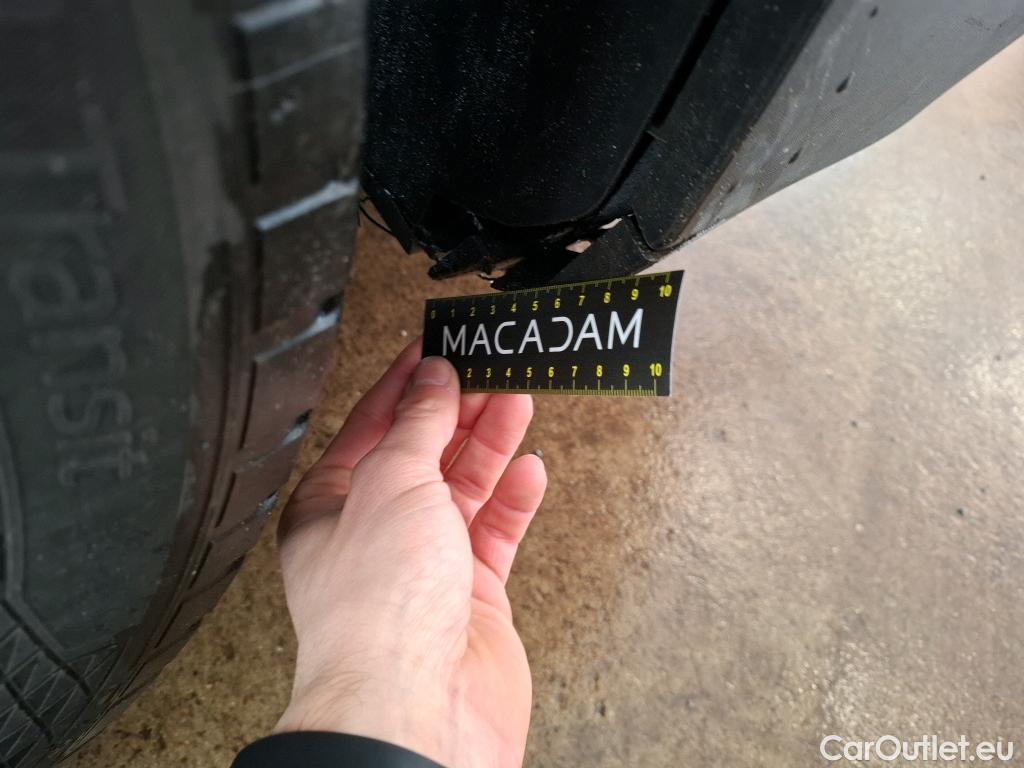  Renault  Trafic  Fourgon L2H1 3T Grand Confort 2.0 dCi 130CV BVM6 E6d #27