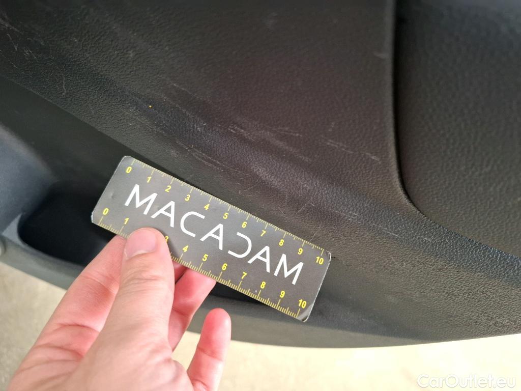  Renault  Clio  IV Air MediaNav 1.5 dCi 75CV BVM5 E6 #10