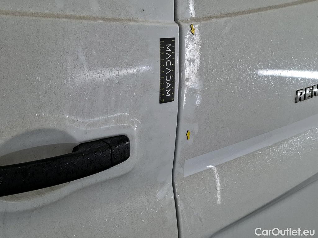  Renault  Trafic  Fourgon L2H1 3T Grand Confort 2.0 dCi 130CV BVM6 E6d #21