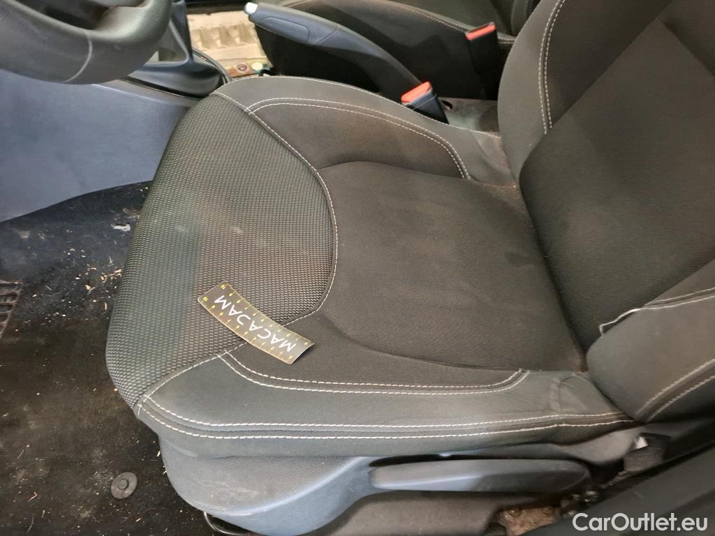  Renault  Clio RENAULT  Société VU 5p Berline Air Medianav dCi 90 - 18 #58