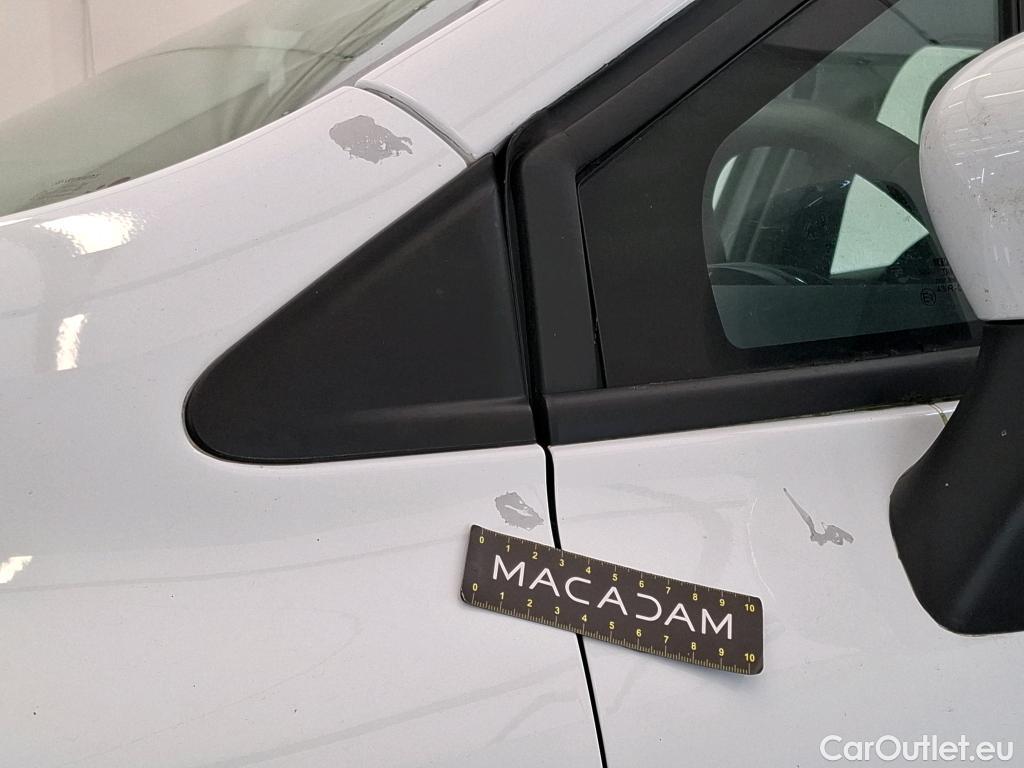  Renault  Clio  IV Air MediaNav 1.5 dCi 75CV BVM5 E6 #20