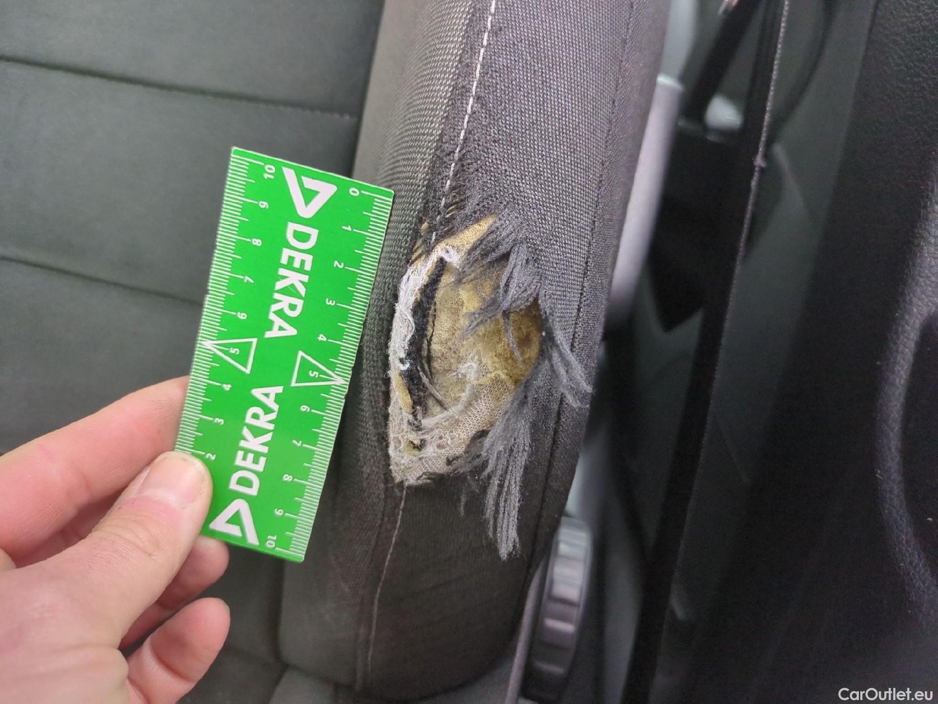  Volkswagen  Golf  VOLKSWAGEN 5p Berline 2.0 TDI 150 BVM6 Carat BMT #6