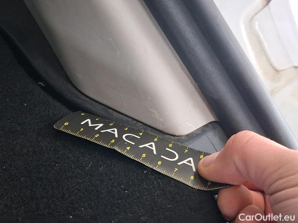  Renault  Clio RENAULT  Société VU 5p Berline Air Medianav dCi 90 - 18 #39