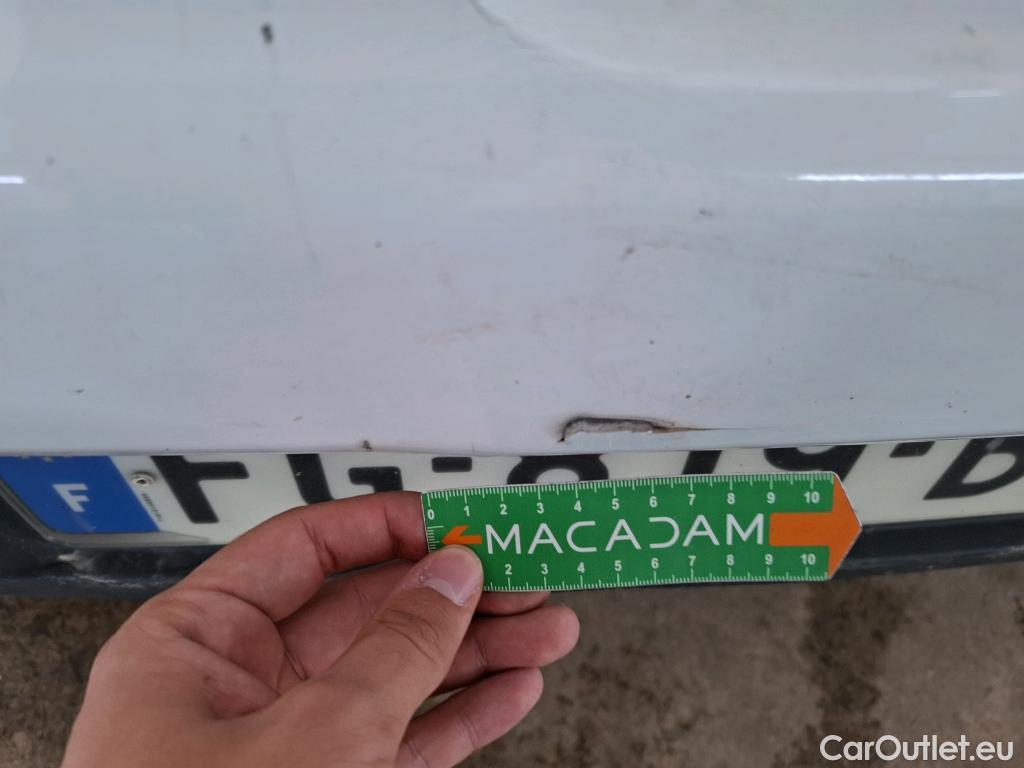  Renault  Clio  IV Air MediaNav 1.5 dCi 75CV BVM5 E6 #9