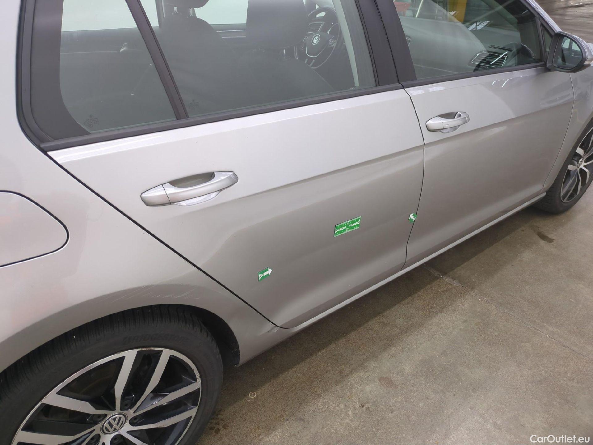  Volkswagen  Golf  VOLKSWAGEN 5p Berline 2.0 TDI 150 BVM6 Carat BMT #51