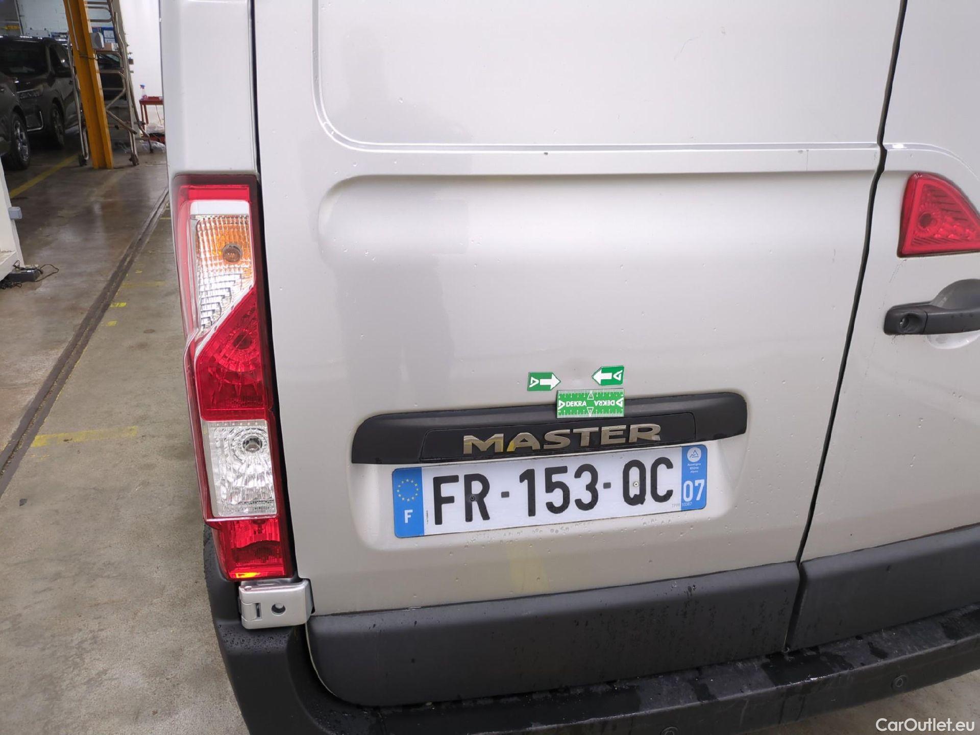  Renault  Master RENAULT  / 2014 / 4P / Fourgon tôlé &FG GCf Trac F2800 L1H1 dCi 110 S&S Euro6 #13