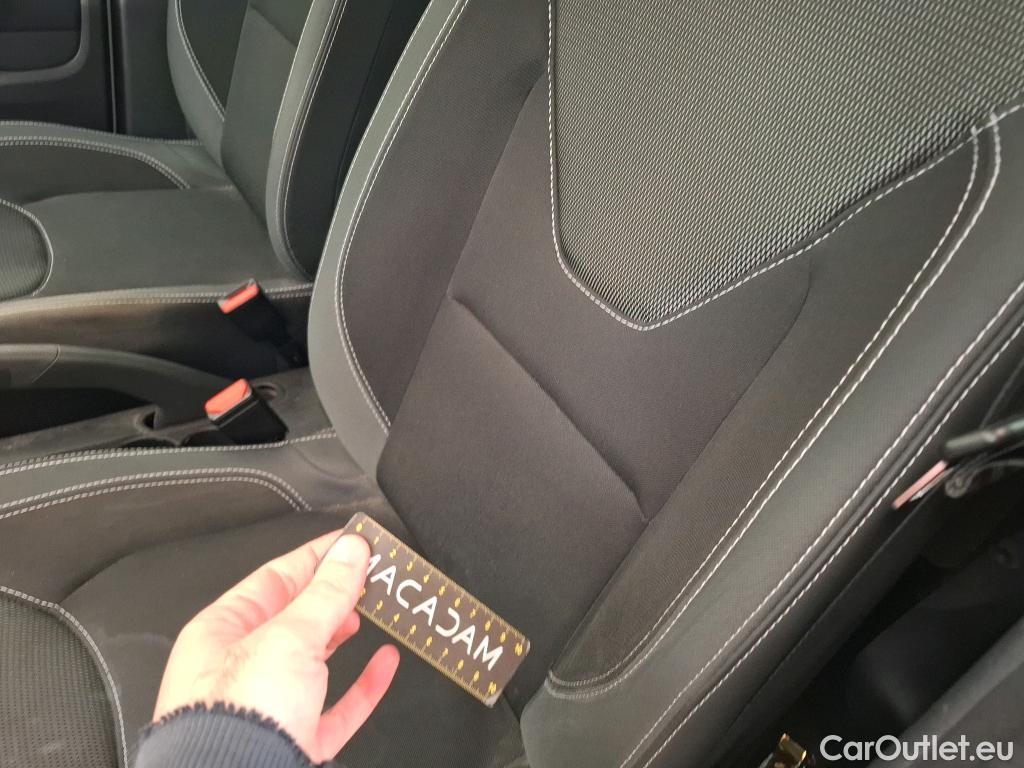  Renault  Clio  IV Air MediaNav 1.5 dCi 75CV BVM5 E6 #15