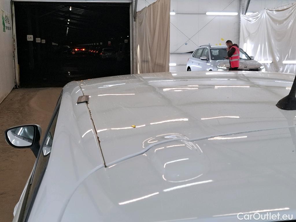  Renault  Clio RENAULT  Société VU 5p Berline Air Medianav dCi 90 - 18 #15