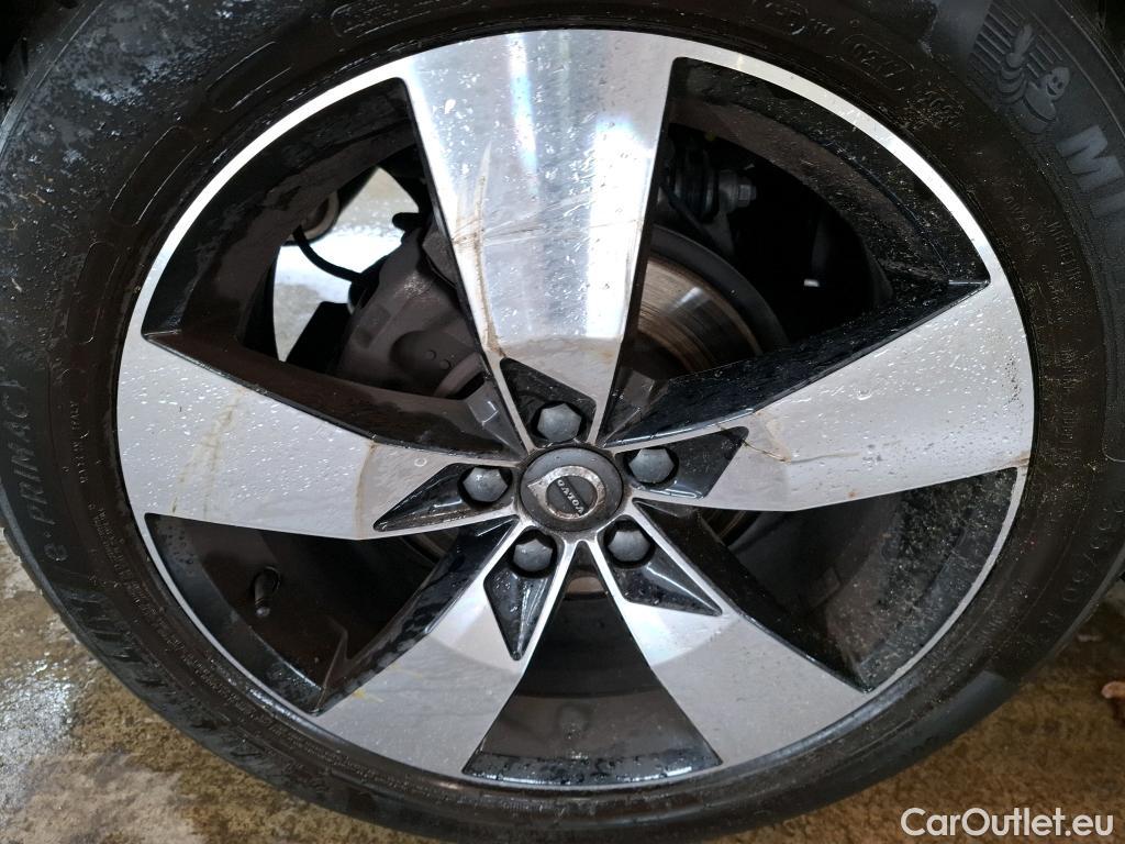  Volvo  XC 40 XC40 Momentum 2WD 2.0 D3 150CV BVA8 E6dT #11