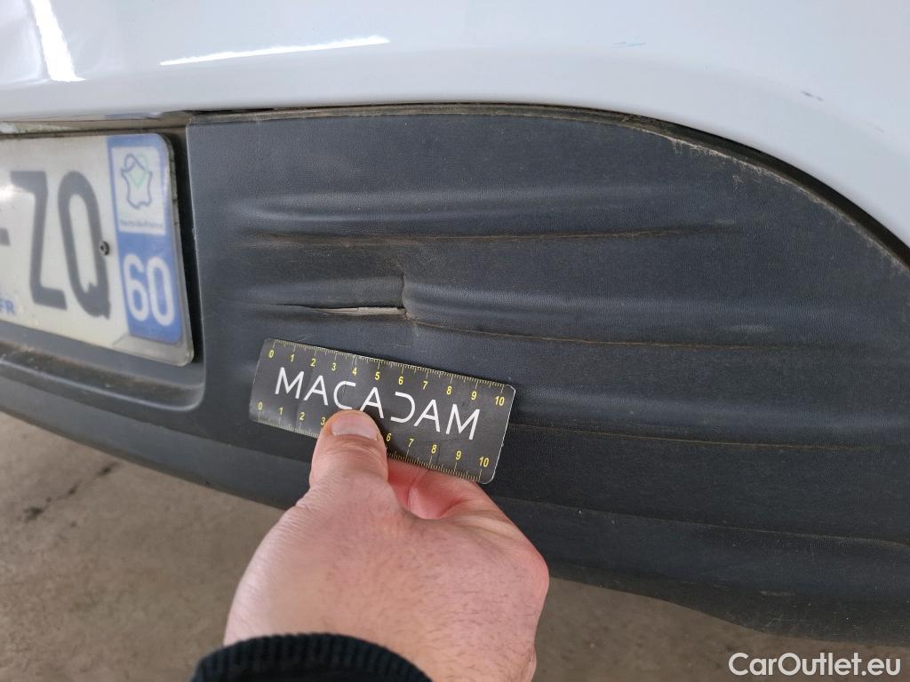  Renault  Clio RENAULT  Société VU 5p Berline Air Medianav dCi 90 - 18 #26