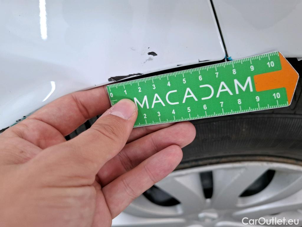  Renault  Clio  IV Air MediaNav 1.5 dCi 75CV BVM5 E6 #20