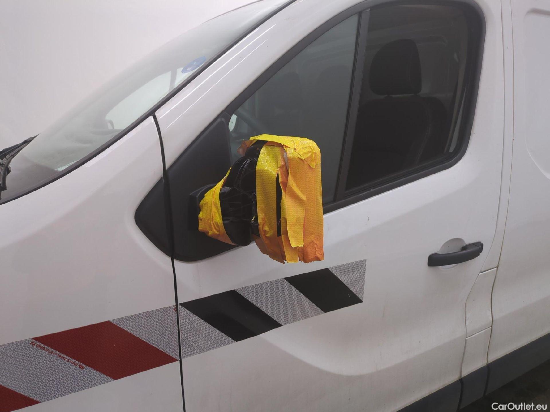  Renault  Trafic RENAULT  / 2021 / 4P / Fourgon tôlé FG GCF L1H1 3T Blue dCi 130 #10